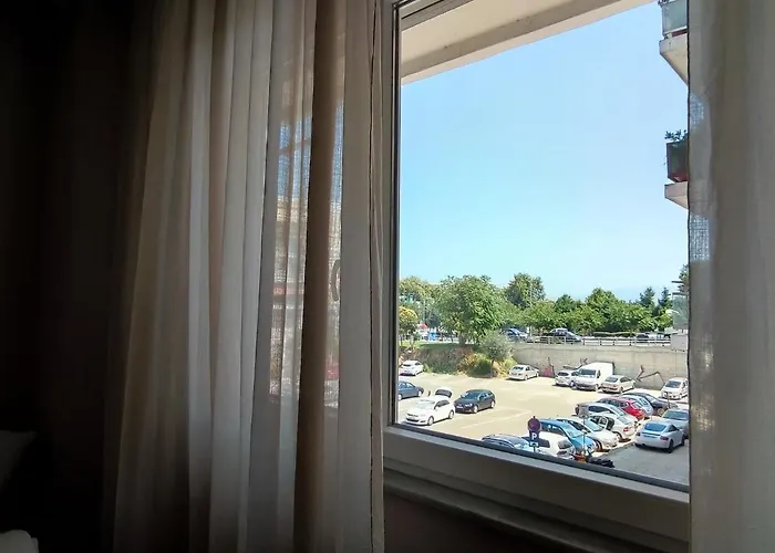 Emme - Spacious Apartamento Kavala